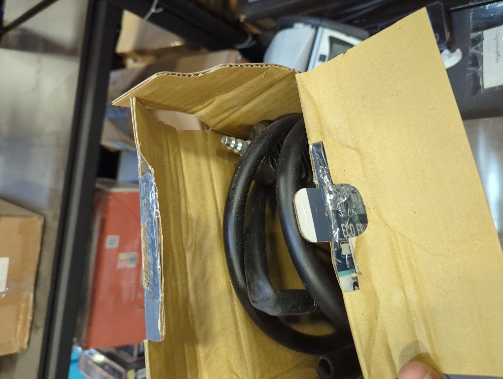 LE LEMATEC Portable Sand Blaster Gun Kit for Rust Removal & Glass Etching - Requires 150PSI Air Compressor 4  CFM for Detail Work & Small Projects - Siphon Ceramic Function