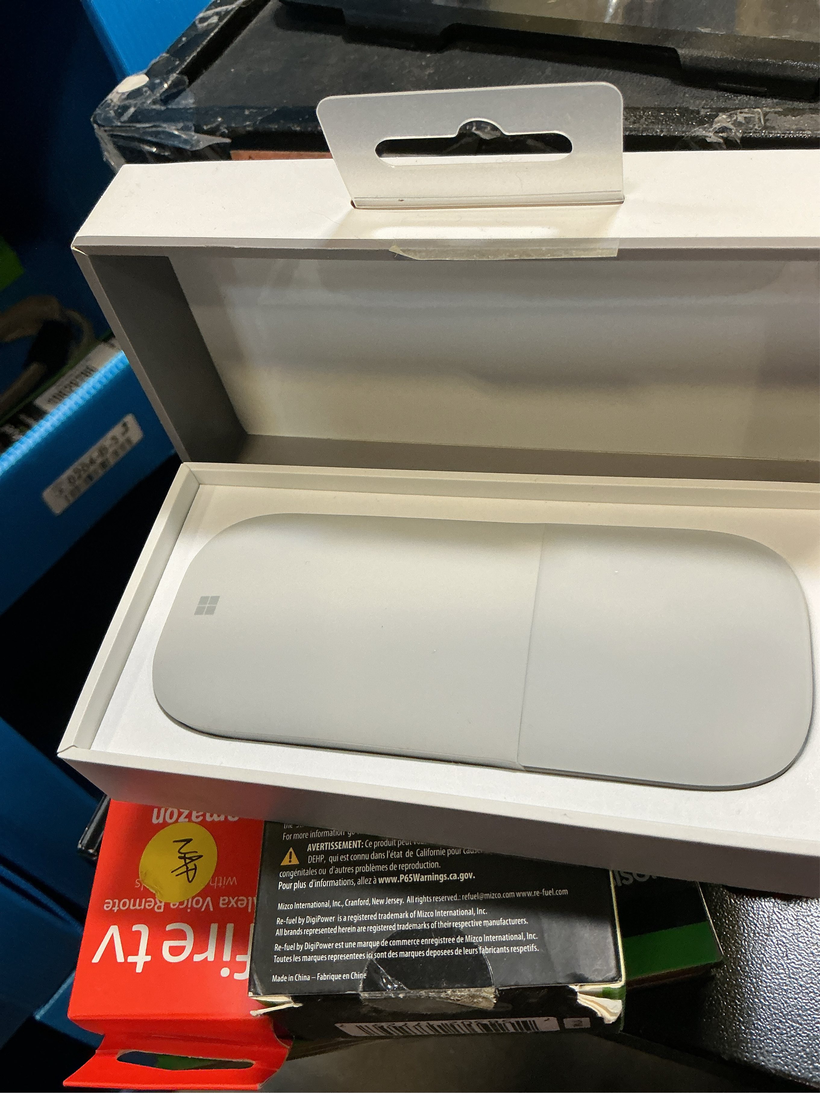 Microsoft Surface Arc Touch Mouse Platinum - Wireless - Bluetooth Connectivity - Ultra-slim & lightweight - Innovative full scroll plane