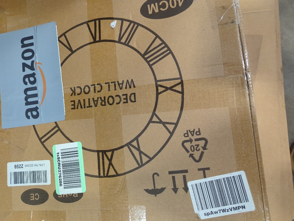 Large Modern Metal Wall Clocks Rustic Round Silent Non Ticking Battery Operated Roman Numerals Clock for Living Room/Bedroom/Kitchen Wall Decor-(Gold, 40cm)