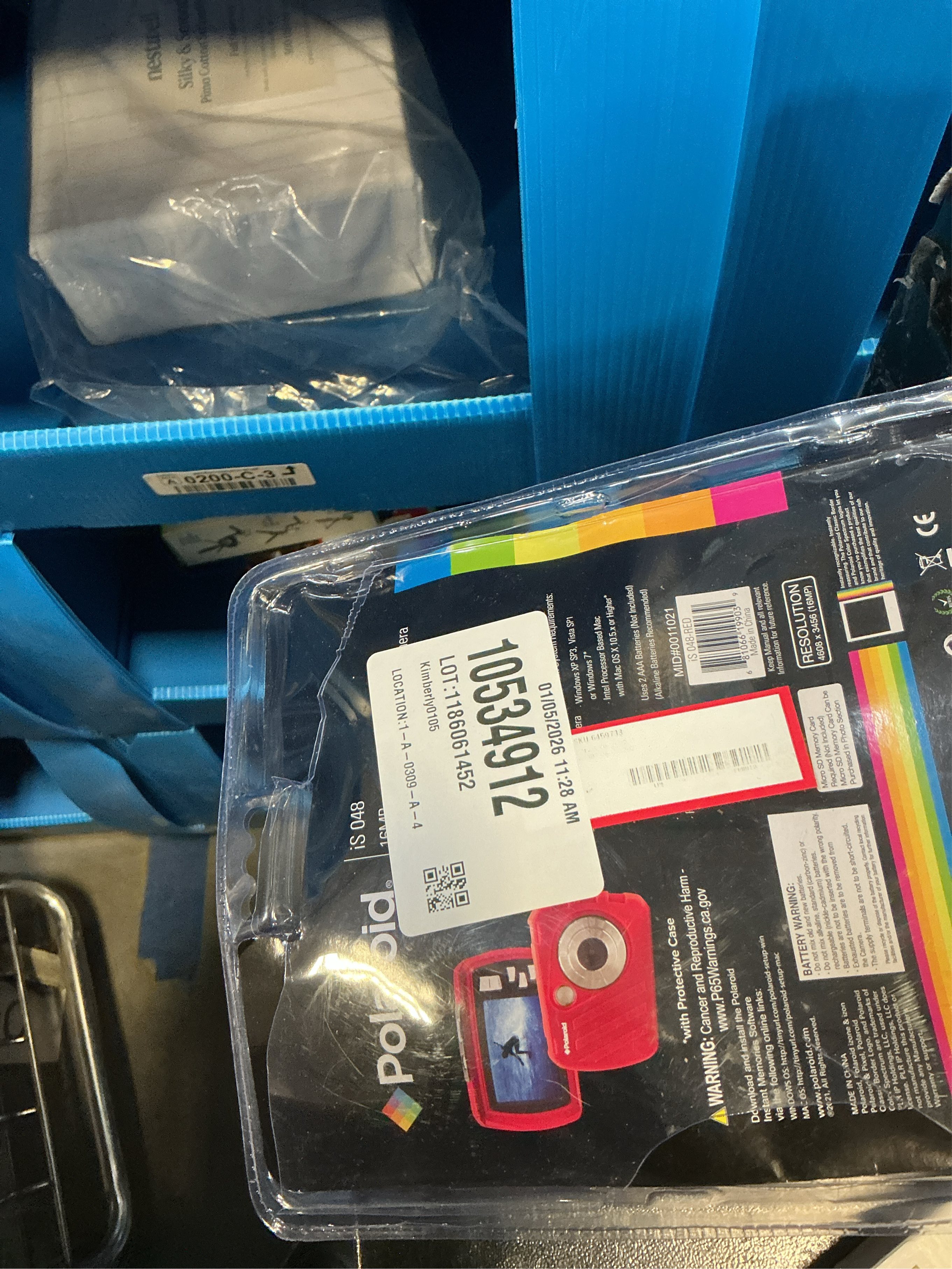 Polaroid IS048 Waterproof Digital Camera with 16 Megapixels