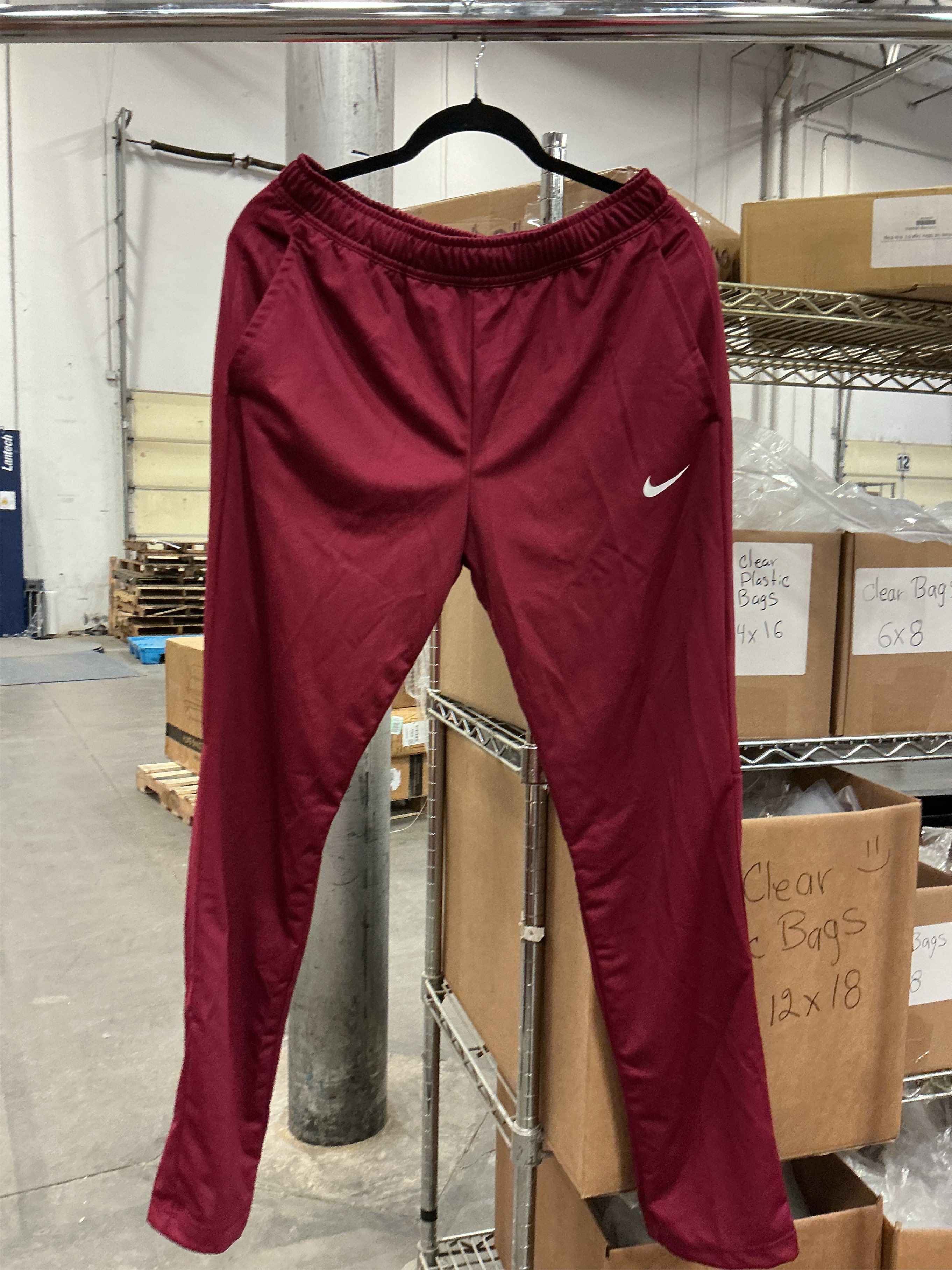 size s.  Nike Women's Epic Knit Pant 2-cardinal-m