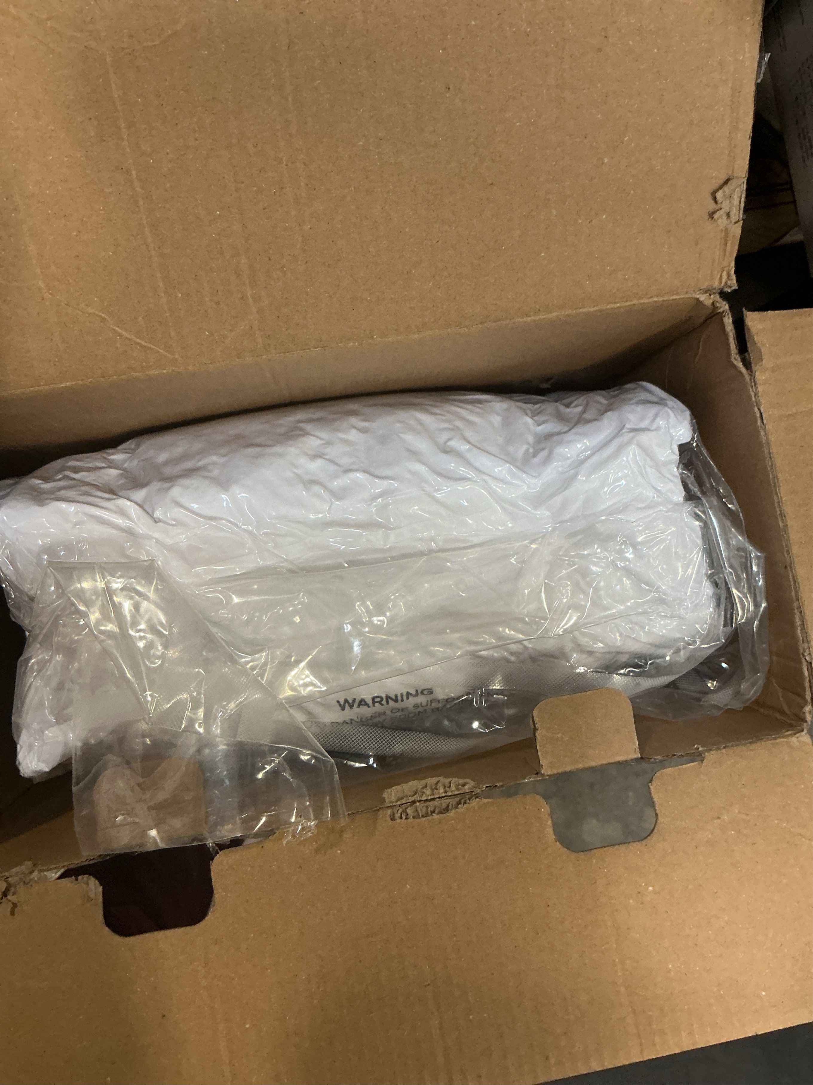 Bedsure Comforter Duvet Insert - Quilted Comforters King Size, All Season Duvet, GentleSoft Down Alternative Bedding, with 8 Tabs, Gifts for Women/Men, White, King 90 x 102 Inches