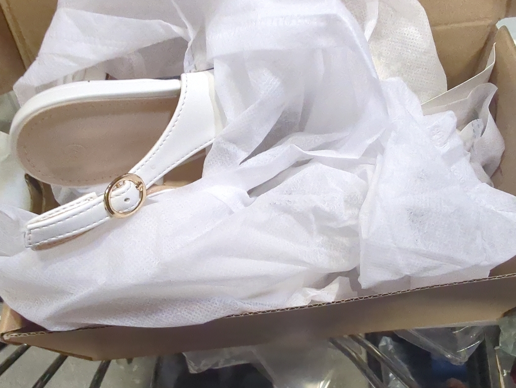 Size 8.5 Color White Rilista Women's Slingback Kitten Heels Closed Pointed Toe Wedding Party Dress Pumps Shoes
