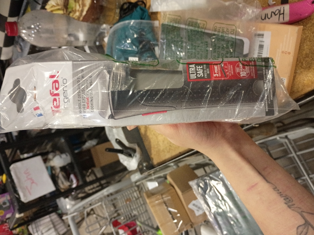 Tefal L9933015 Ingenio Removable Black Handle with Red or Black Button