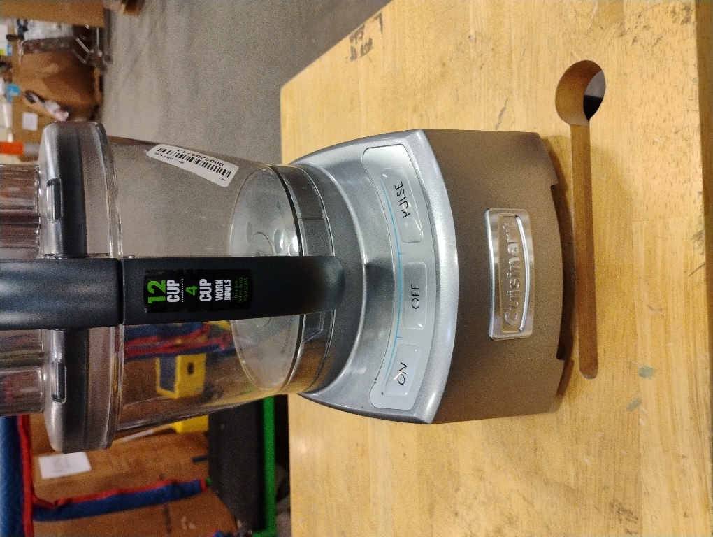 Cuisinart FP-12DCN Elite Collection 2.0 12-Cup Food Processor, Die Cast‼️Light dirt‼️