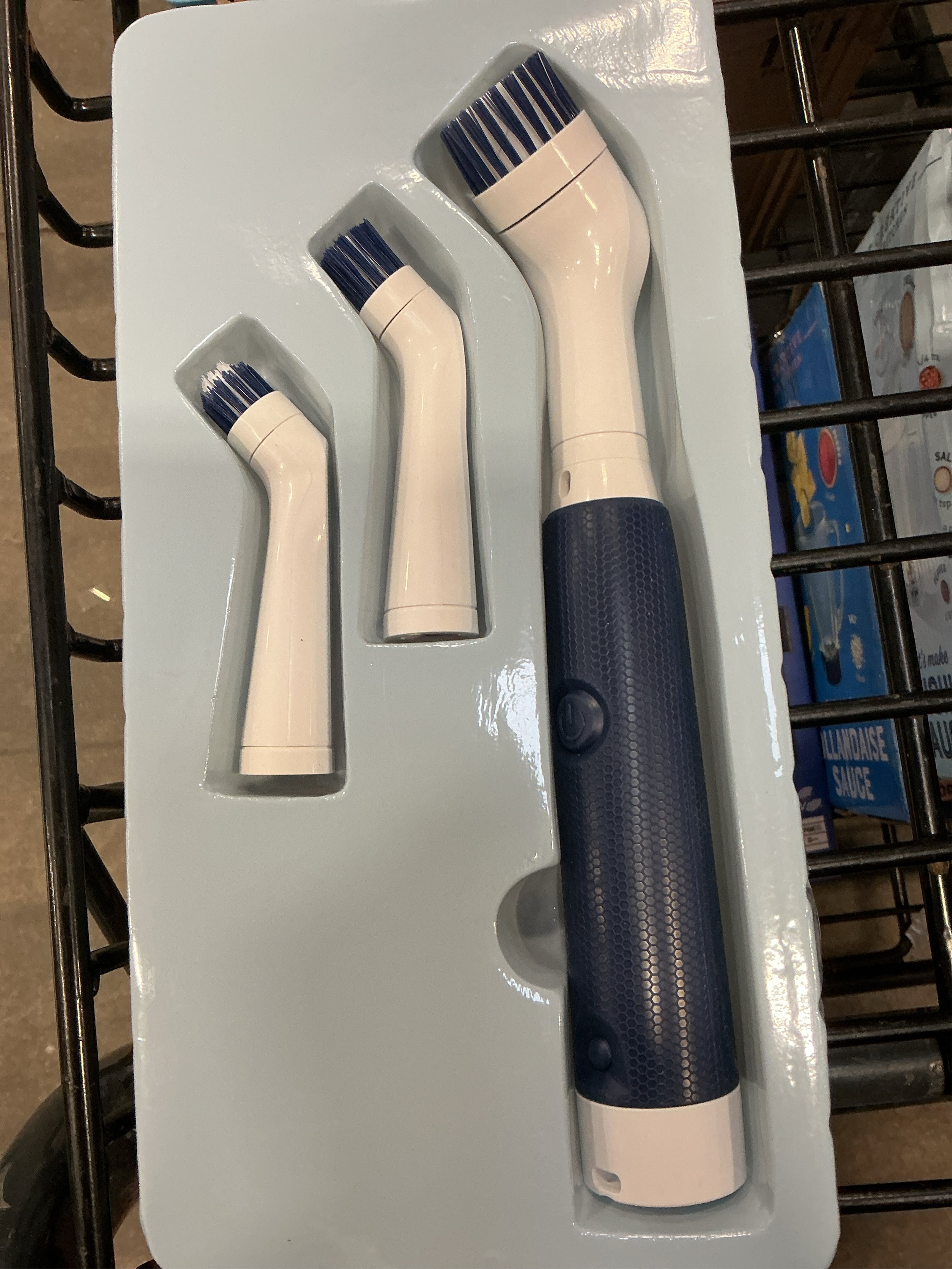 Casabella Handheld Spin Detail Scrubber, AA Battery Powered, 3 Brush Heads, White