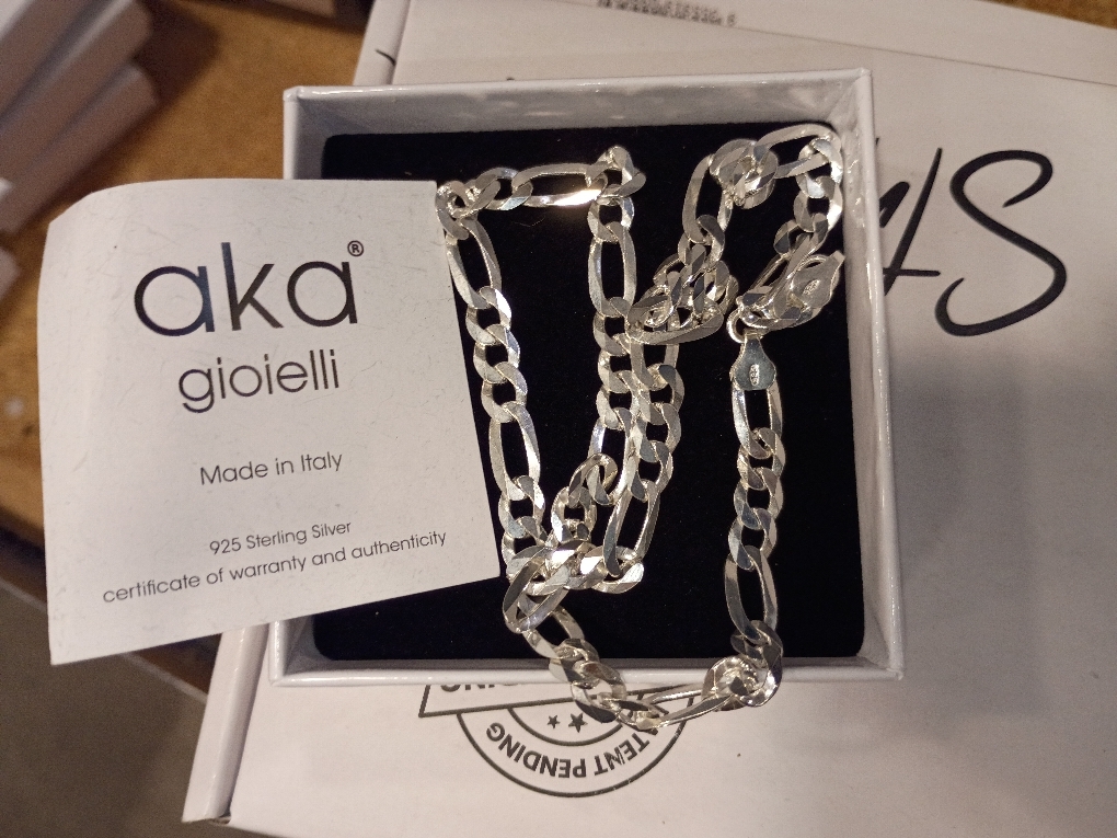 Aka Gioielli - Italian 925 Sterling Silver 7mm Diamond-Cut Figaro Link Chain - Solid Sterling Silver Necklace for Men and Women - Made in Italy