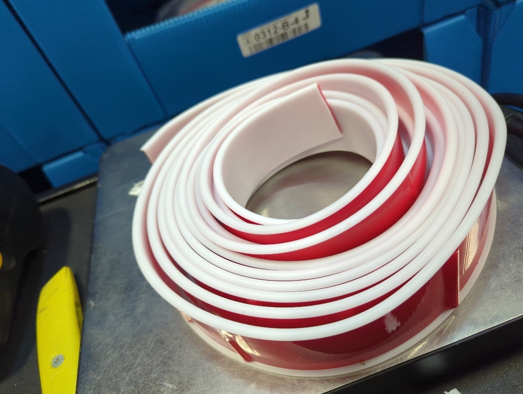 Shower Threshold Water Dam Shower Water Guard - 39 Inch Flexible Collapsible Waterproof Adjustable Bathroom Seal Strip, Self-Adhesive Shower Door Bottom Guard for Bathtub, Tile & Floor