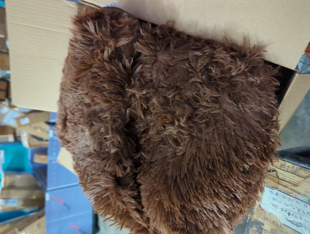 OLANLY Area Rugs for Living Room Bedroom, Machine Washable 4x5.9 ft Soft Fluffy Shaggy Bedside Rug, Indoor Floor Carpet for Kids Girls and Boys, Dorms, Nursery Rooms, Home Decor Aesthetic, Coffee