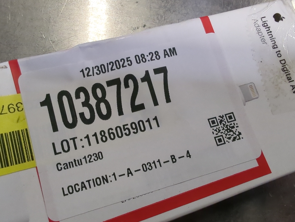 Apple Lightning to Digital AV Adapter