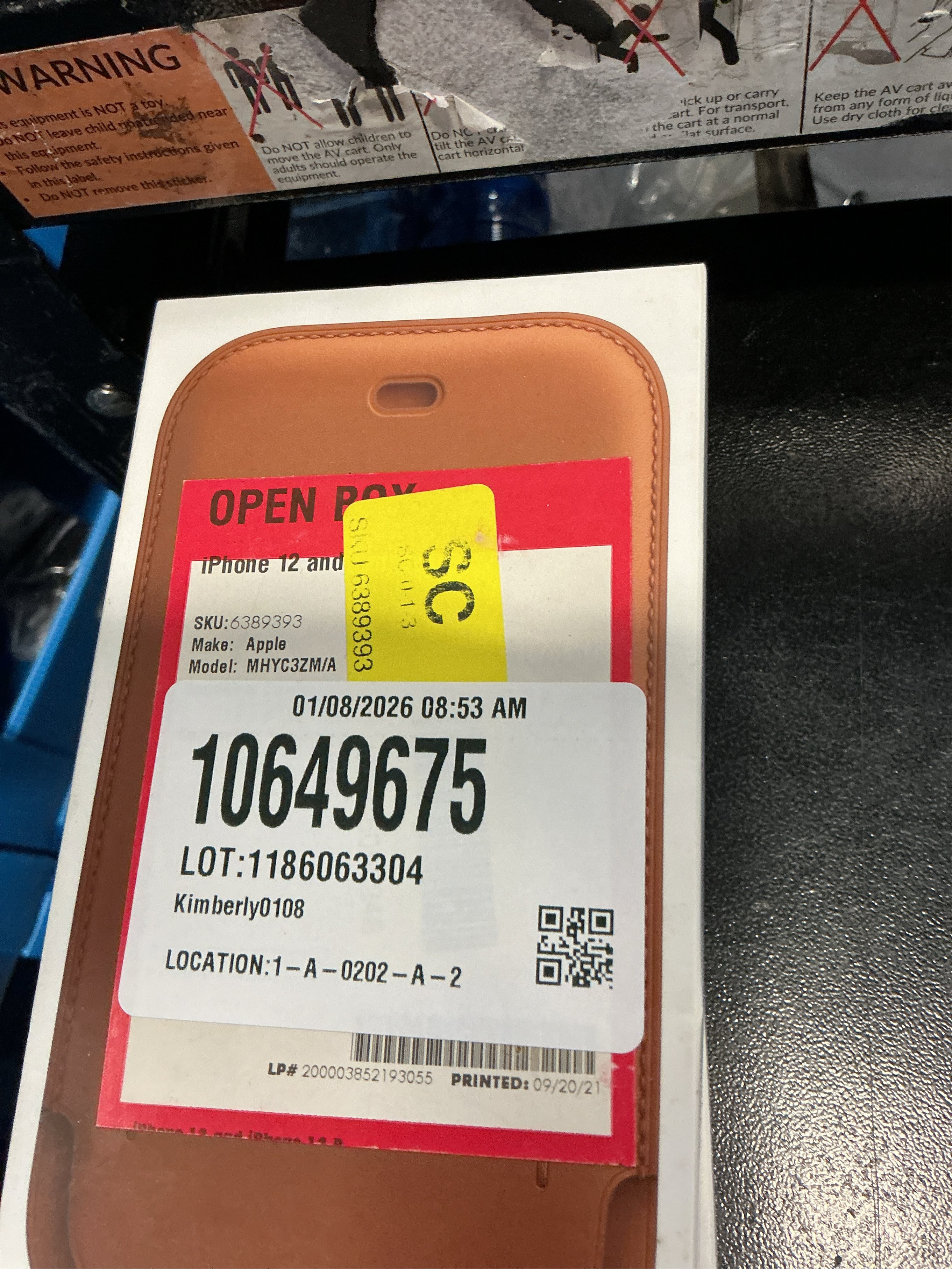 Apple iPhone 12 / 12 Pro Leather Sleeve with MagSafe - Saddle Brown