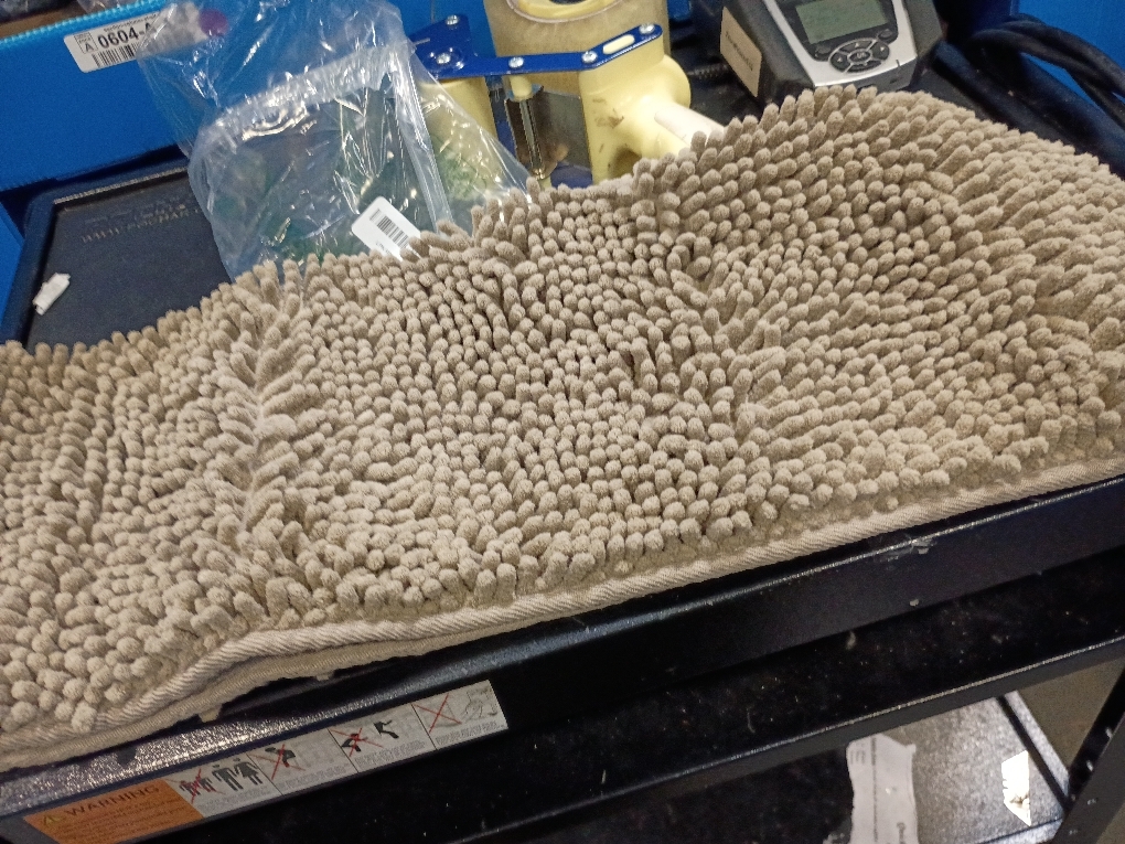 GORILLA GRIP Bath Rug Mat, Thick Soft Absorbent Chenille, Quick Dry Microfiber Mats, Rubber Backing Washable Shower Floor Rugs, US Designed Bathroom Bathmat Home Decor Accessories, 24x17, Sand