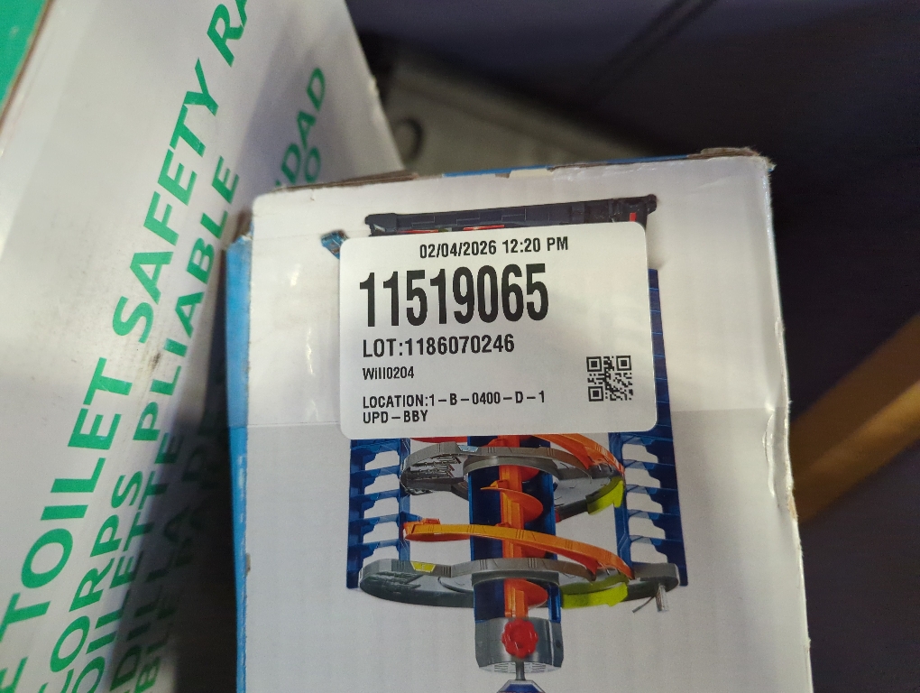 ​Hot Wheels® City Mega Garage Playset