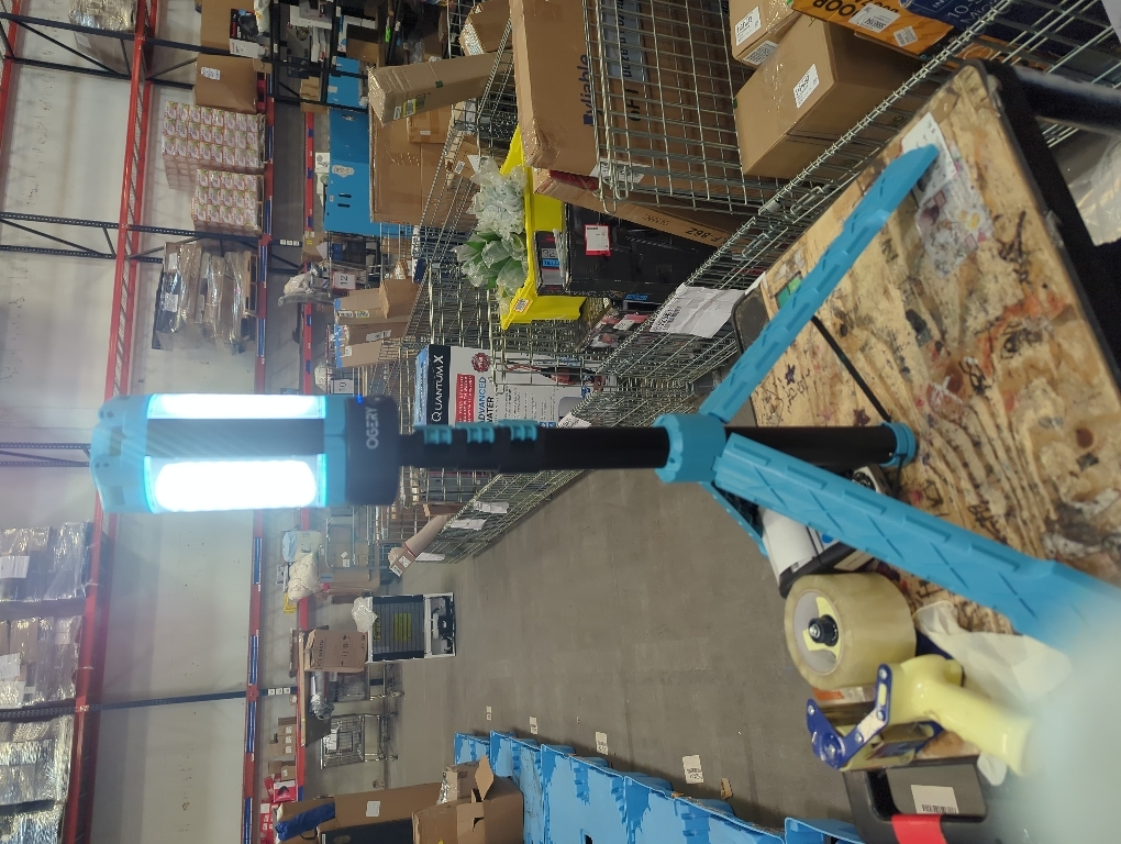 OGERY Rechargeable 10000mAh Camping Light with Stand 6.5 ft Max Height, Cordless Work Light with 3 LED Lamp Heads, 2200 Lumens Camping Essentials Gear Emergency Flashlight with Detachable Tripod