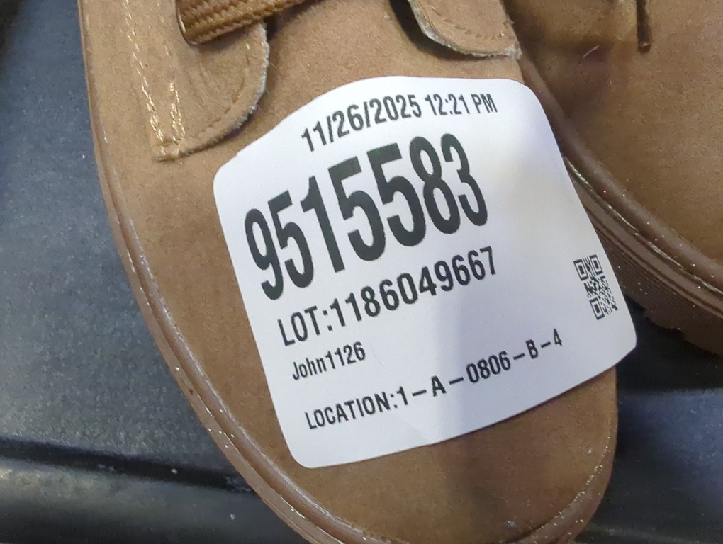 Size 5 Color brown fur lined boots