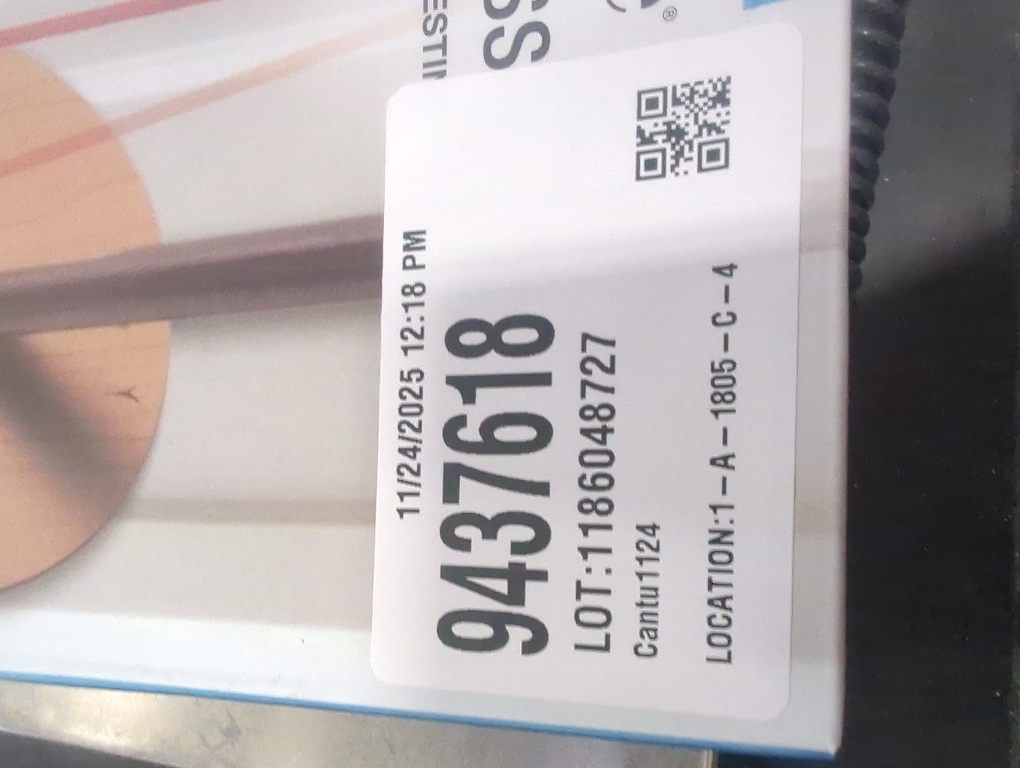 Brookstone Deluxe Tee Toss