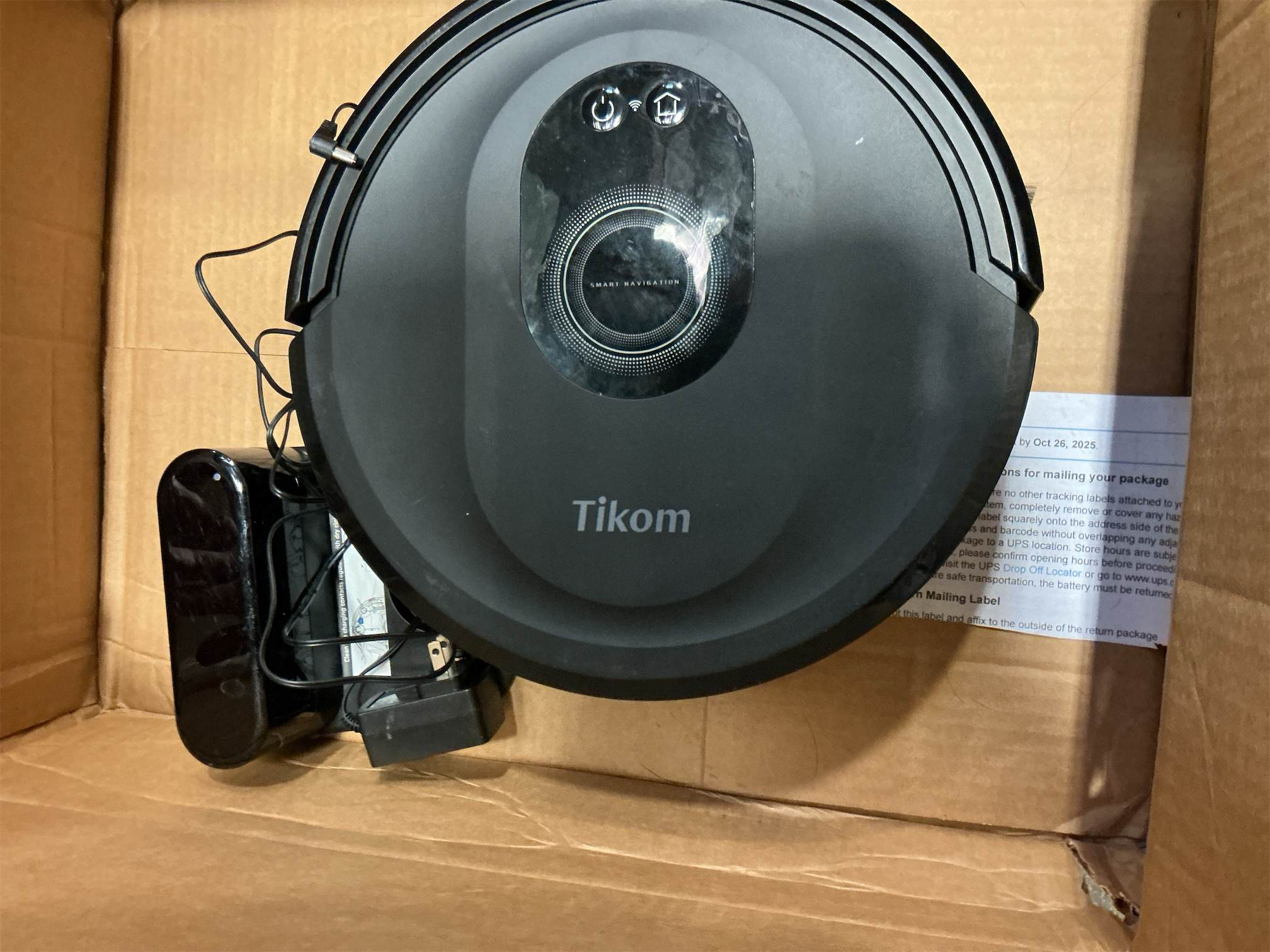 Used and missing parts Tikom Robot Vacuum and Mop Combo, 5000Pa Robotic Vacuum Cleaner, 150 Min Max, App & Remote Control, Ideal for Hard Floor, Carpet, Pet Hair, Self-Charge(G8000 Max)