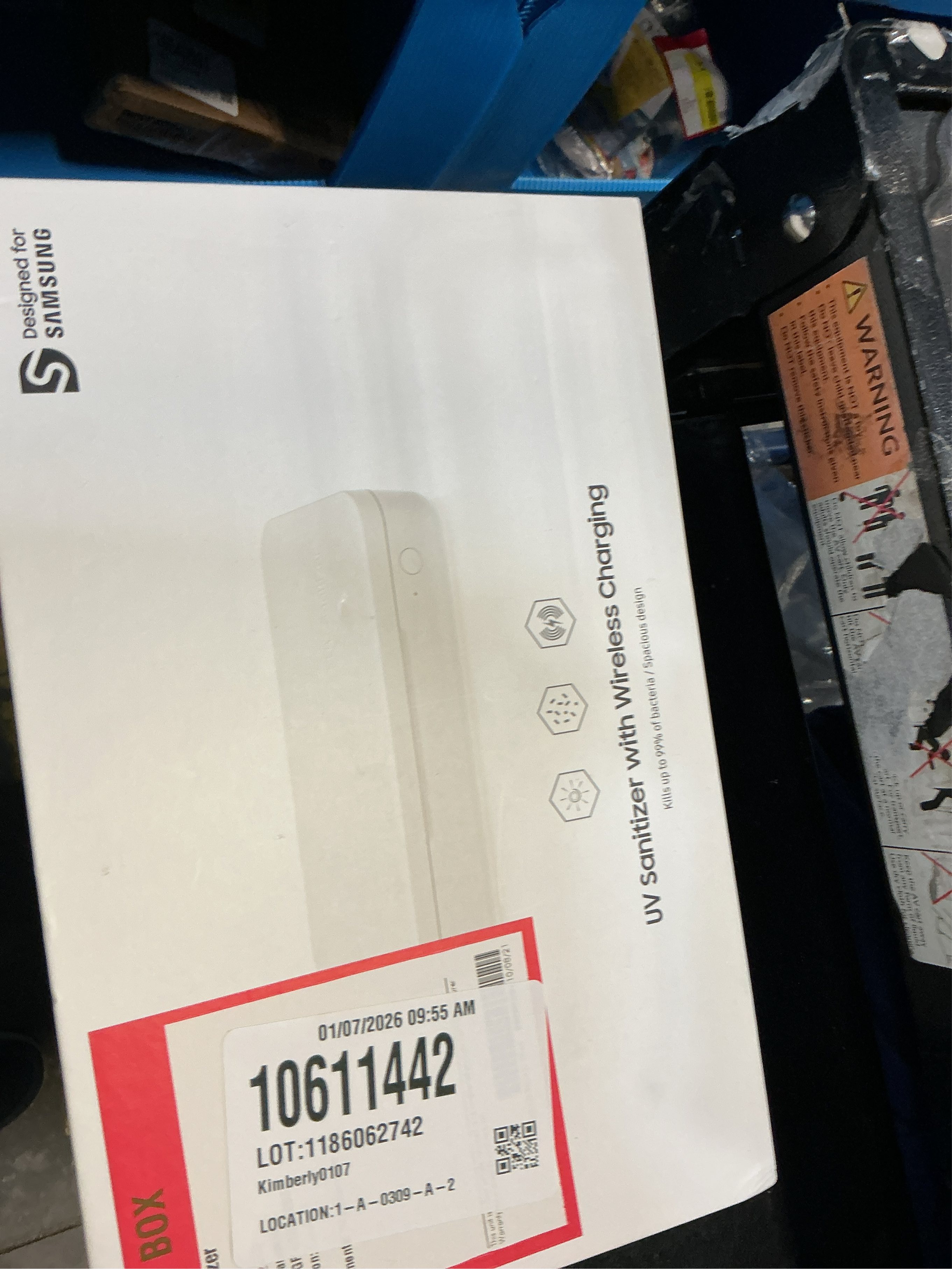 Samsung Electronics Qi Wireless Charger UV Sanitizer GP-TOU020SACWU - White