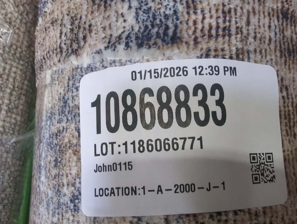 Size small Color Grey area rug