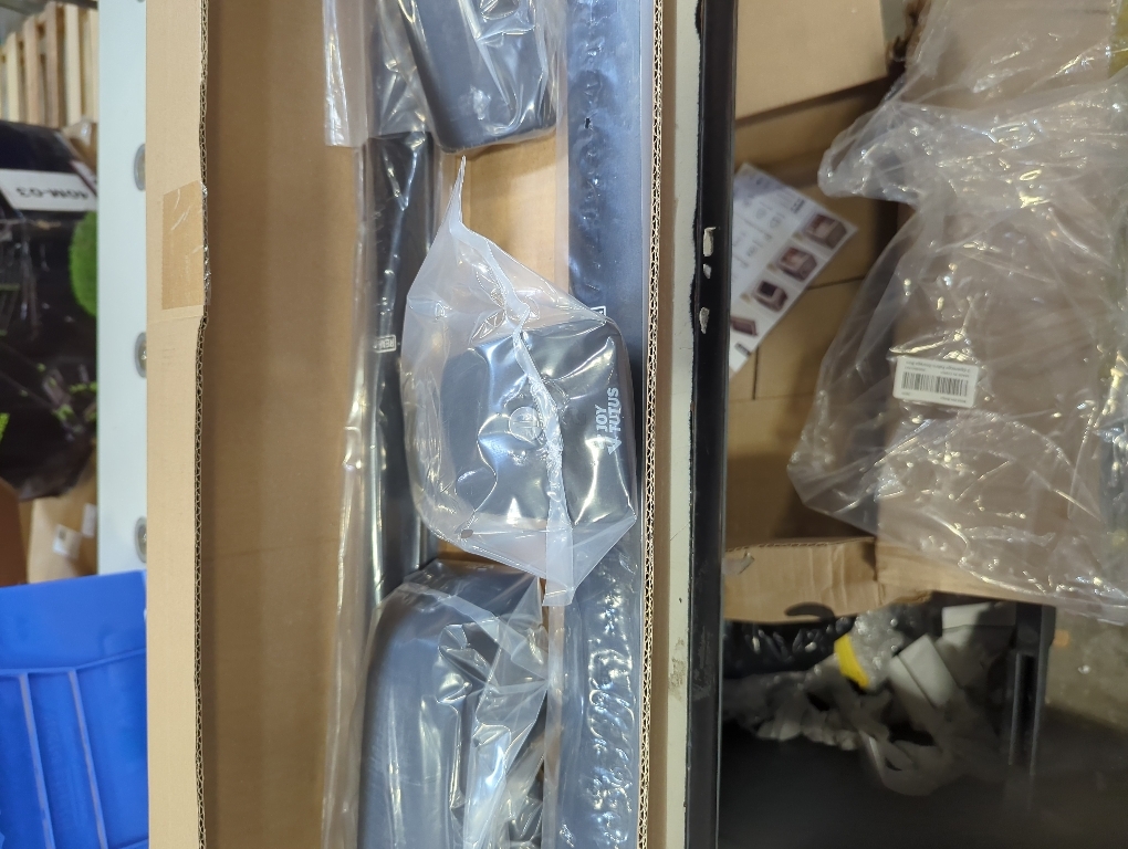 Lockable Roof Rack Cross Bars