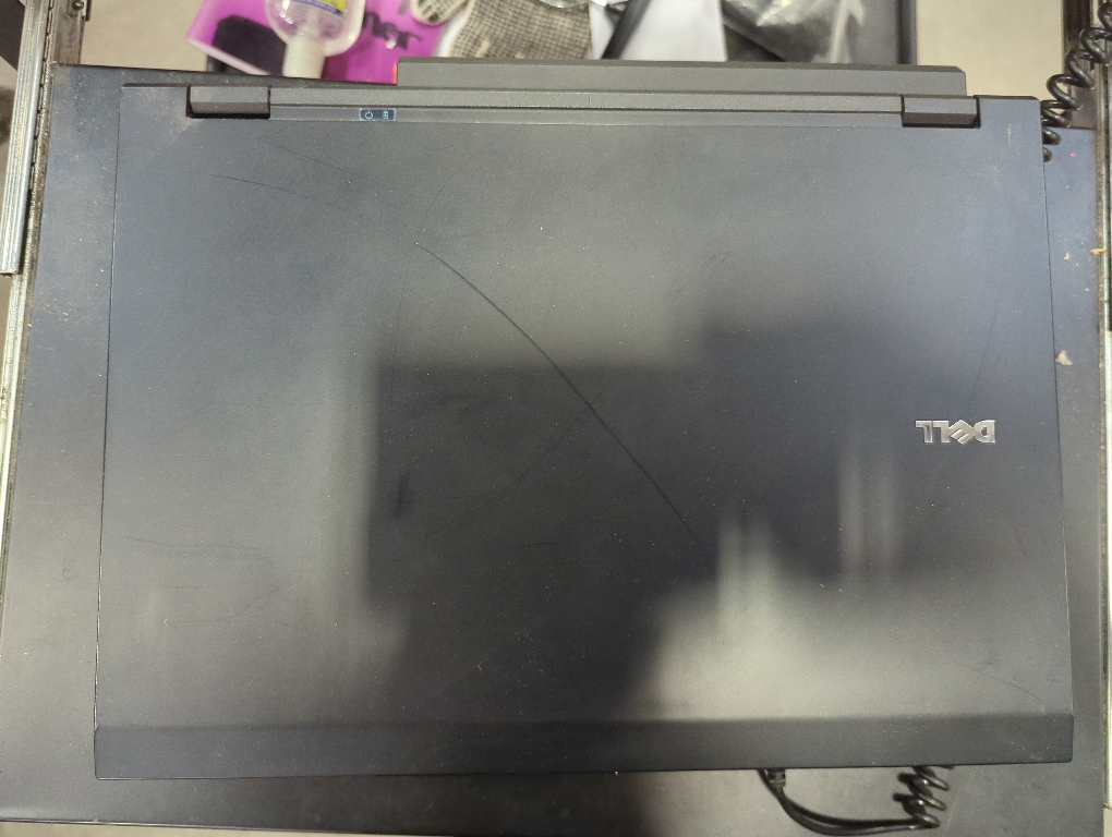 Dell E5400 Latitude 14-Inch Laptop With Charger