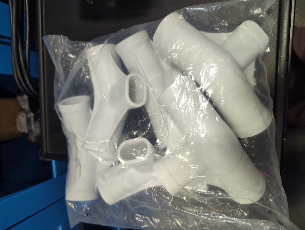 Tent Pole Connector 3-Way Tee Joint Camping Canopy Frame Fittings Fixed Joints Connector White Plastic Support Brackets For Outdoor Tent Shelter Structure I.D 16mm 5 Pack(135 degrees tee)