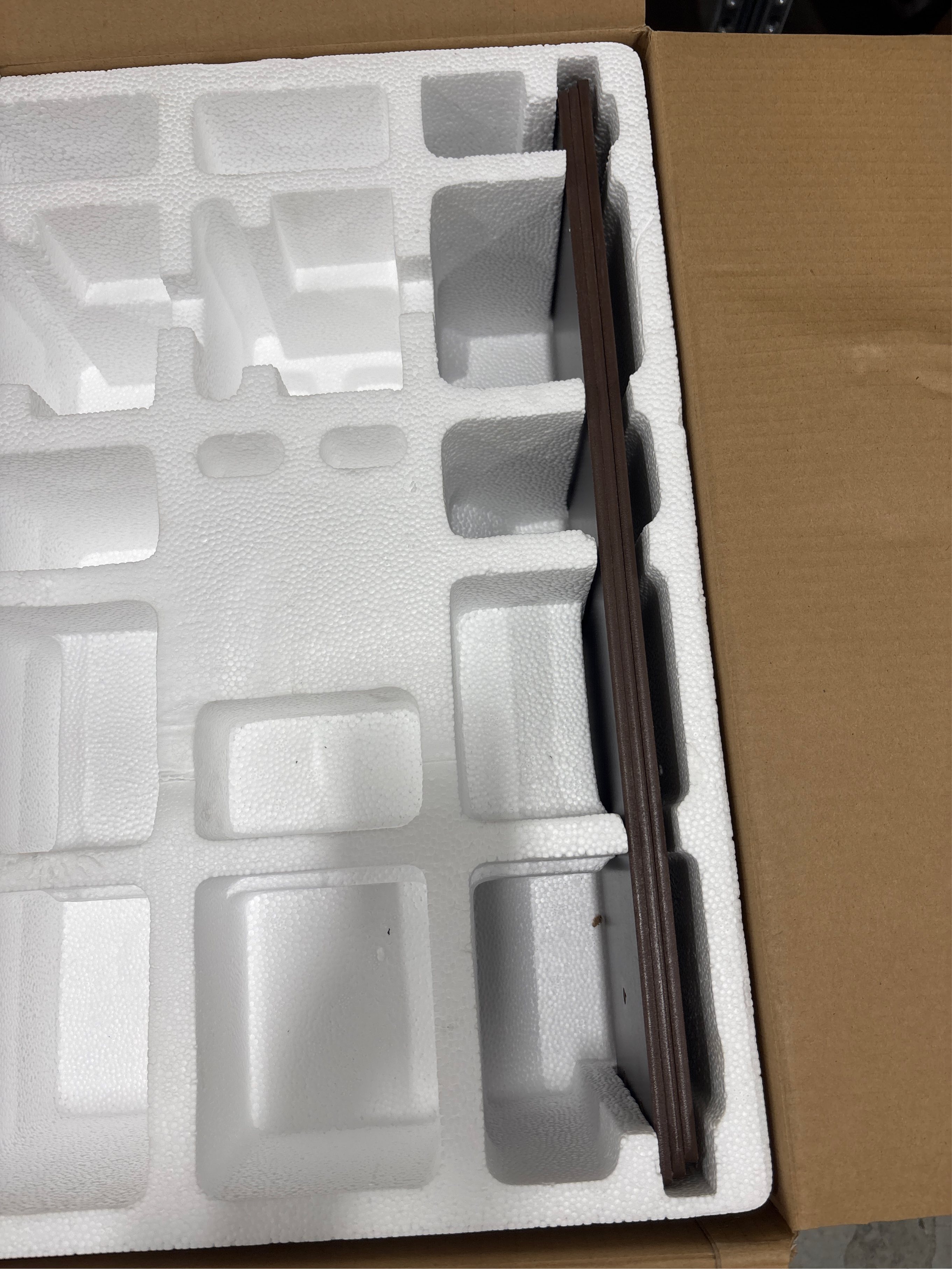 Harbor Breeze Vue 44-in Brushed Nickel LED Indoor Ceiling Fan (3-Blade) - missing parts, broken glass