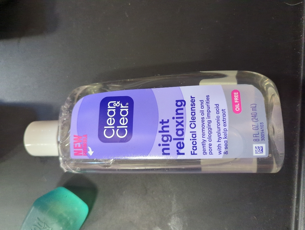 Clean & Clear Night Relaxing Deep Cleaning Face Wash, 8 Fluid Ounce (Packaging May Vary)