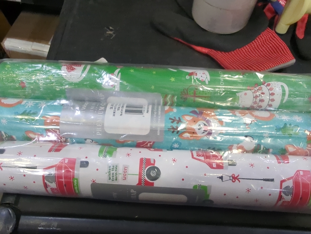 Set of 3 Christmas wrapping paper