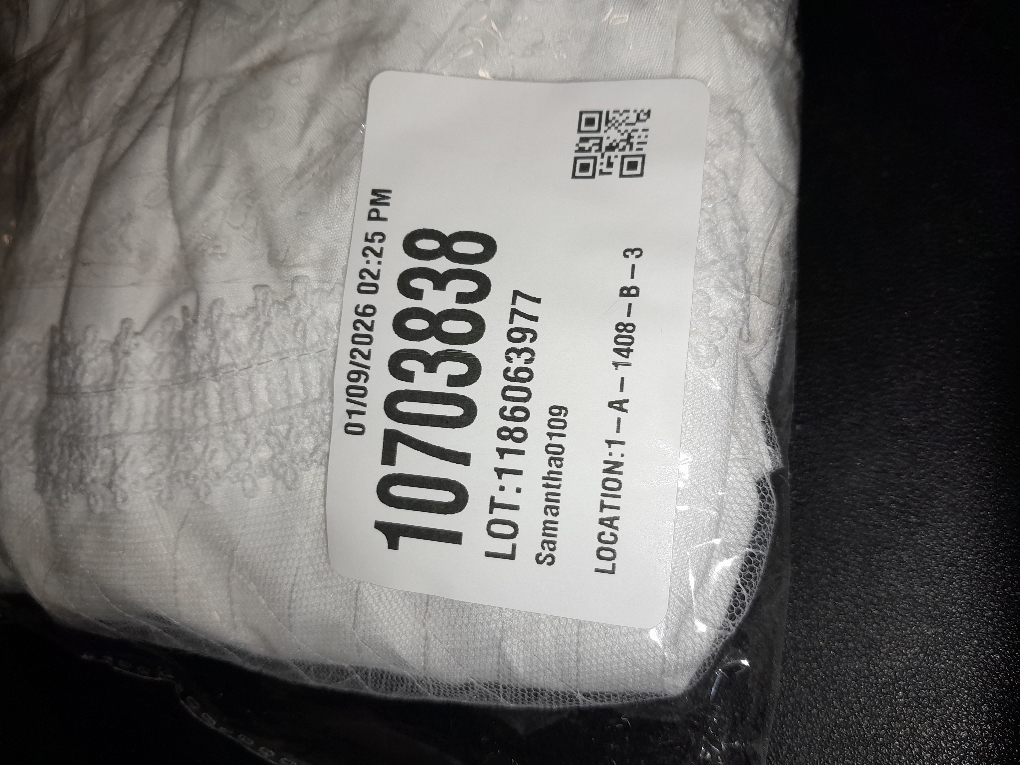 Harajuku Lolita Kawaii Casual Style Elastic Waist Cute Black Bows with Lace Hem Trim White Pleated Tiered Skirt size small