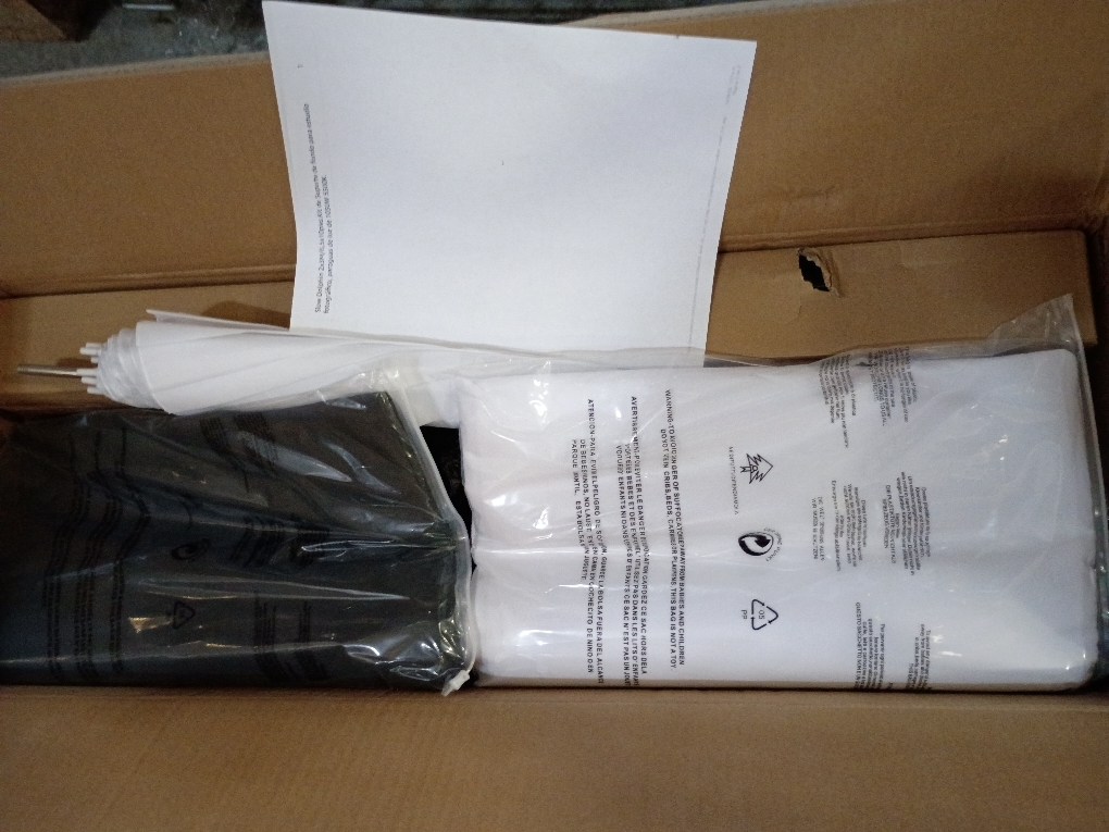 Projector Screen Outdoor, Vamvo Projector Screen with Stand Portable 120 Foldable ProjectorScreen, 10 Feet Indoor Movie-Screen with Carrying Bag for Home Theater Backyard Movie Night