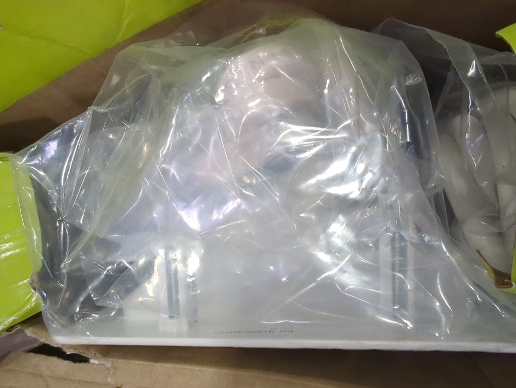 C2G/ Cables To Go 16314 Wiremold In-Wall TV Power Kit