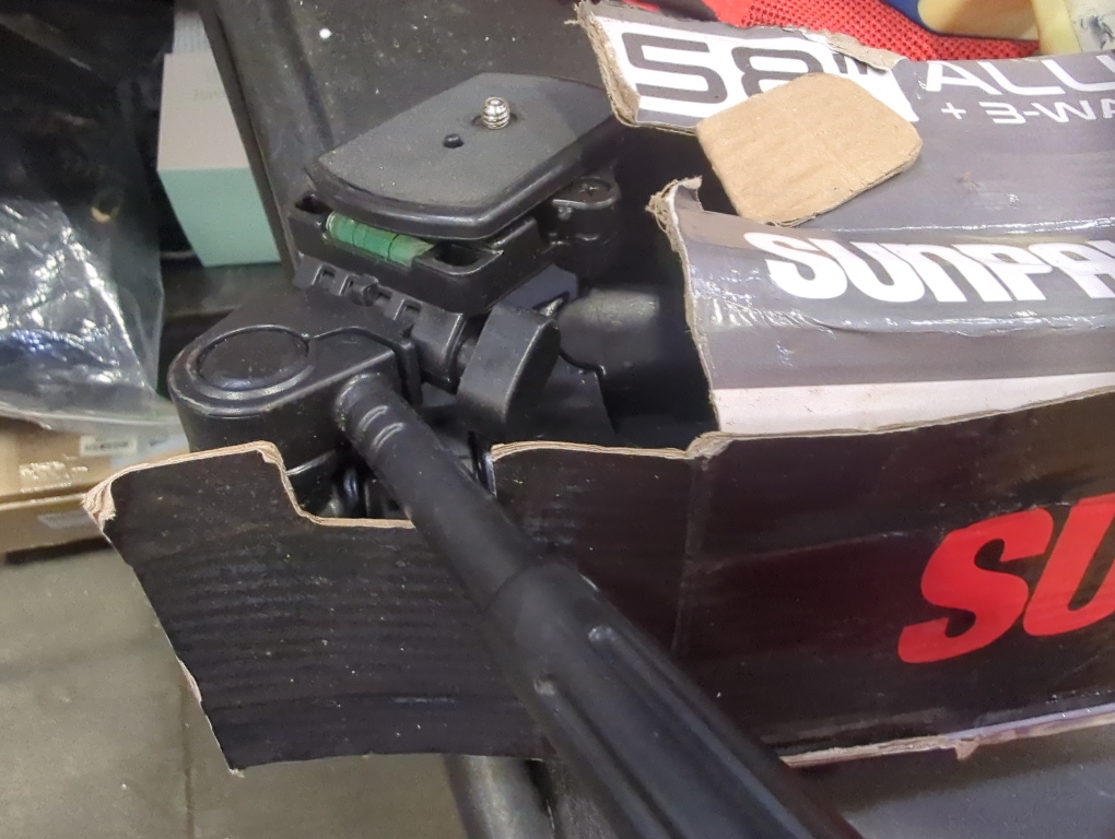 Sunpak - PlatinumPlus 5858D 58 Tripod - Black