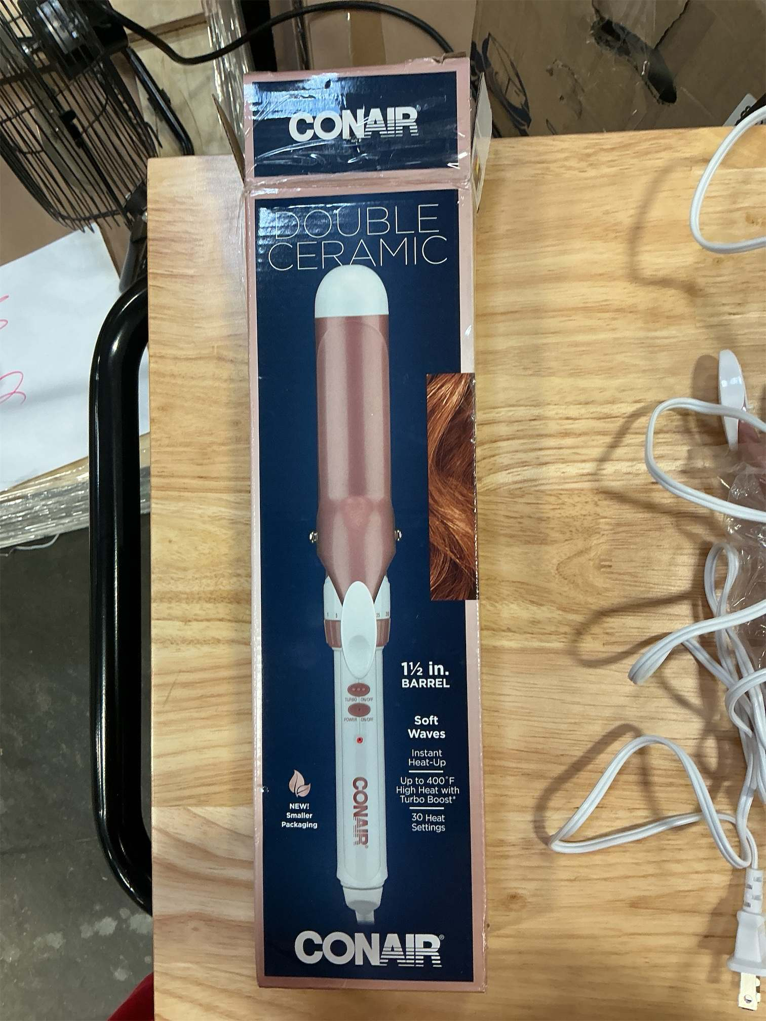 Conair Double Ceramic 1-1/2 Inch Curling Iron, 1.5-Inch Barrel Creates Soft Waves and Curls, Hair Curler for Use on Medium and Long Hair, White