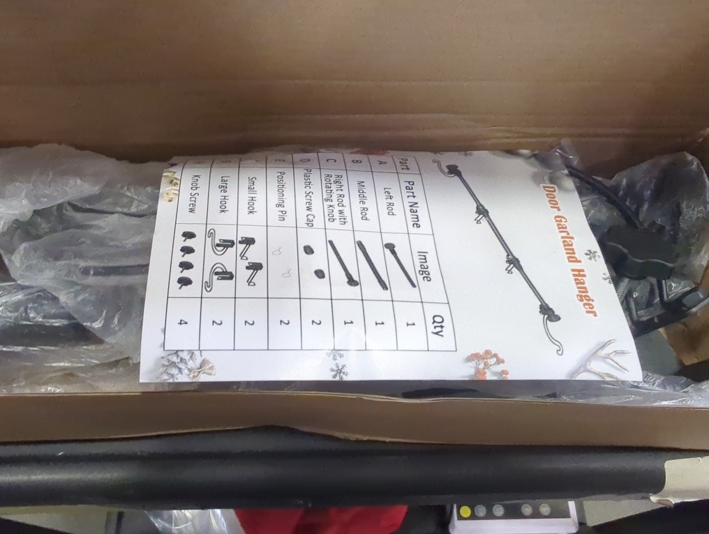 Adjustable Over-The-Door Garland Hanger, Heavy Duty Wreath Hanger for Front Door, No Nails or Screws Damage-Free, Fits Standard Door Frame Depths 34-42 Inch, Black