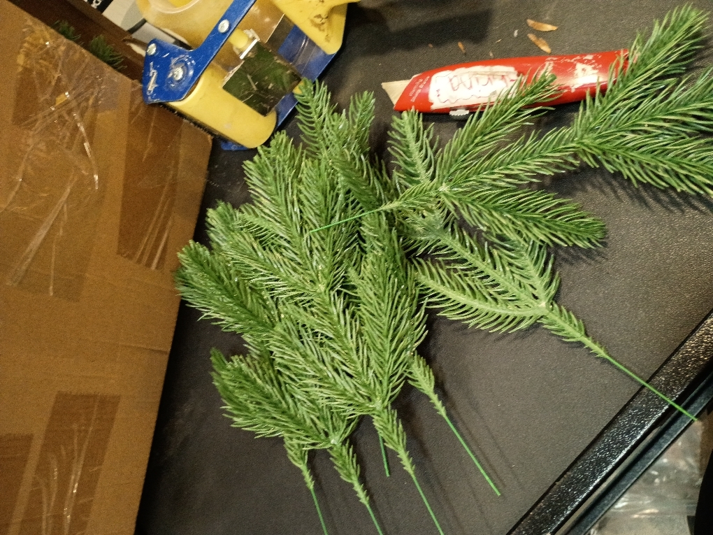 Artificial Pine Branches Fake Greenery Pine Needle Picks Plants for DIY Garland Wreath 60PCSArtificial Branch