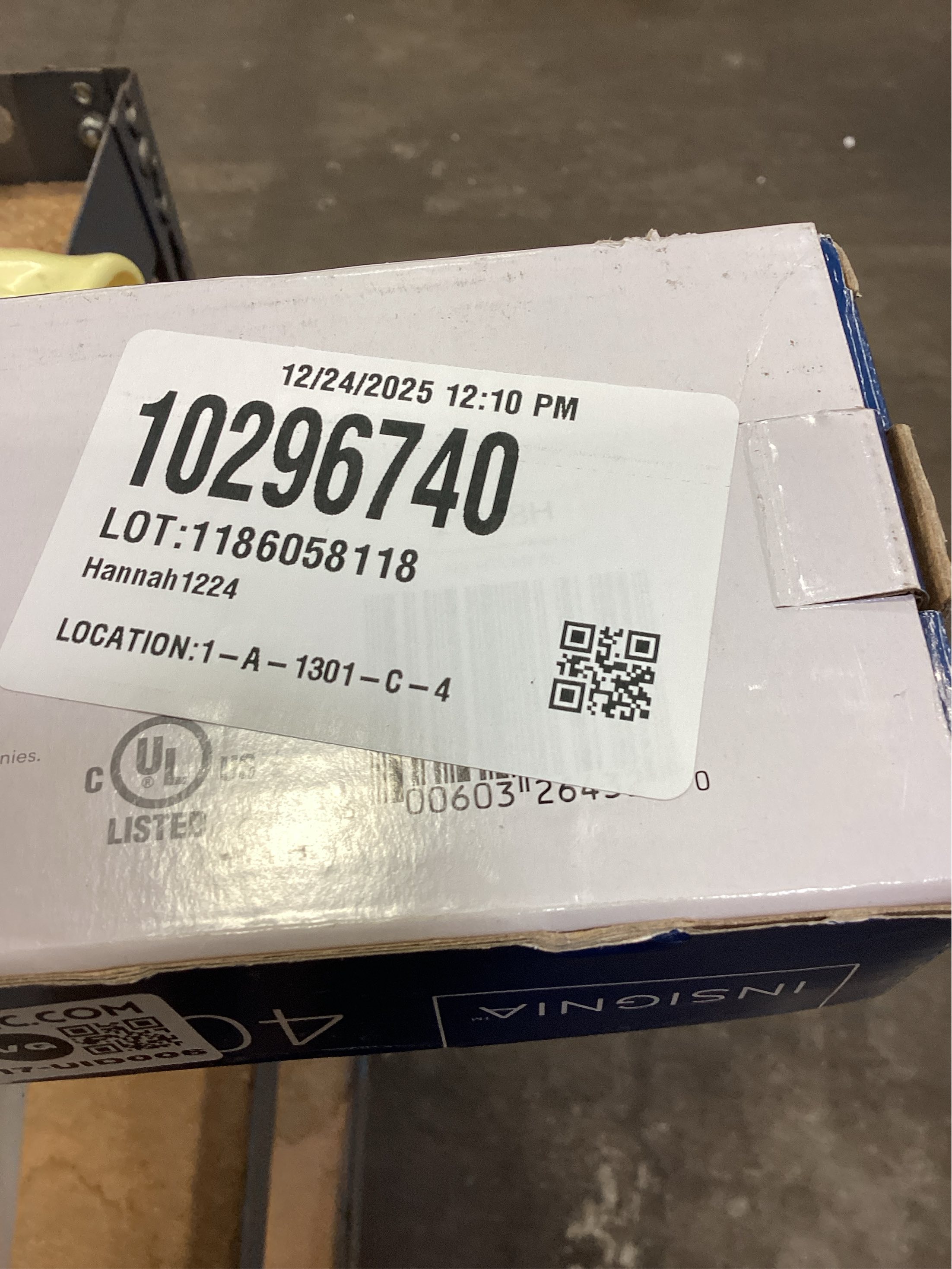 Insignia™ - Fixed TV Wall Mount for Most 40-70 TVs - Black