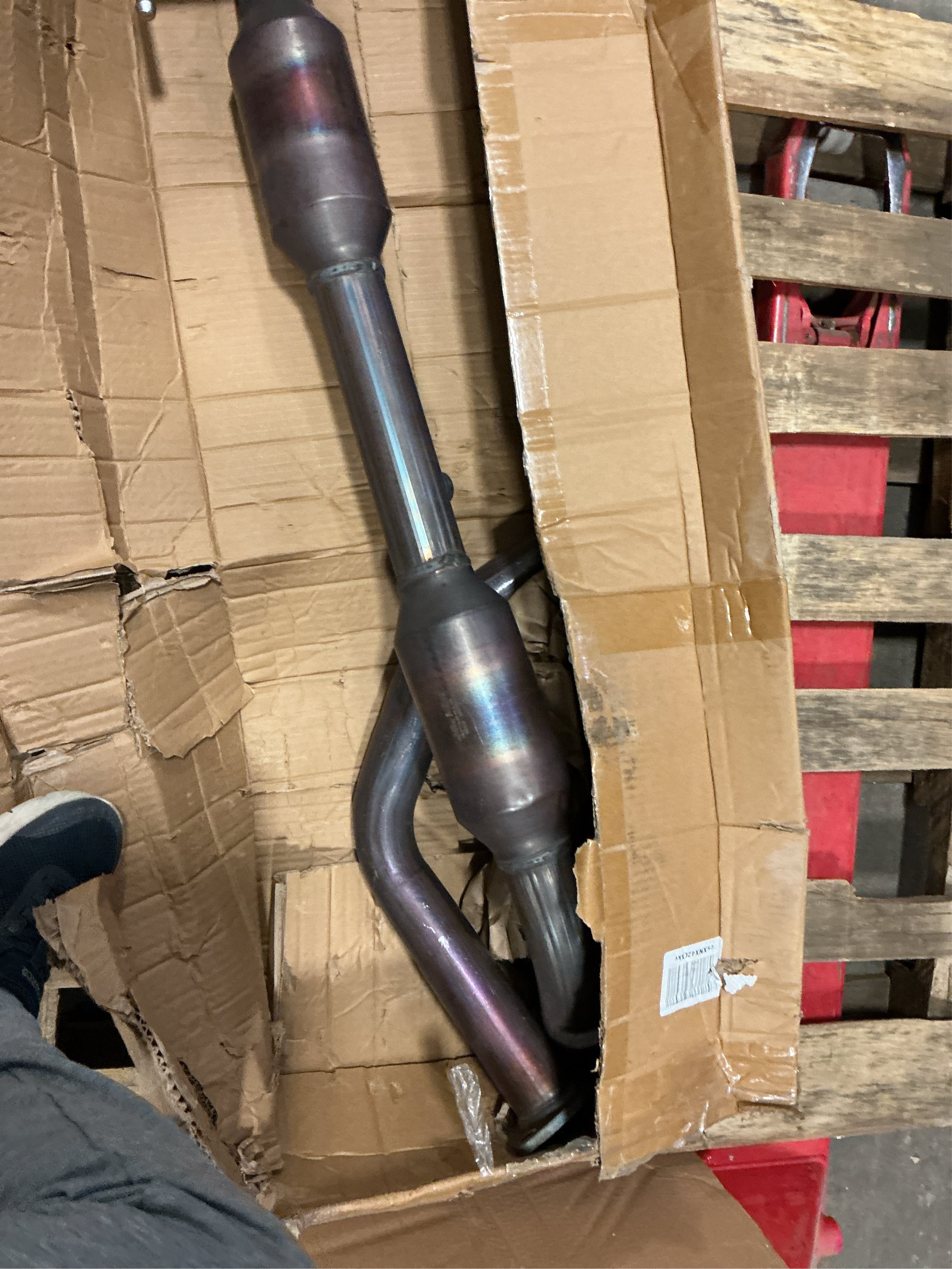 Catalytic Converter Fit for Toyota Tundra 2007-2019 V8 5.7L 4.6L Right&Left (For Extended Cab 2010-2019 145.7 Wheel Base Only) interchanges with 17450-0S110 and 17450-0S140,56250,643119