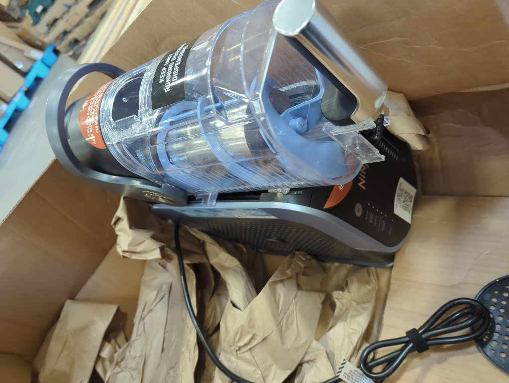 Ninja SLUSHi with RapidChill Technology, 88 oz. Frozen Drink & Slushie Machine, 5 Preset Programs, Margaritas, Frappés, and More, Premium Accents, Black, FS301