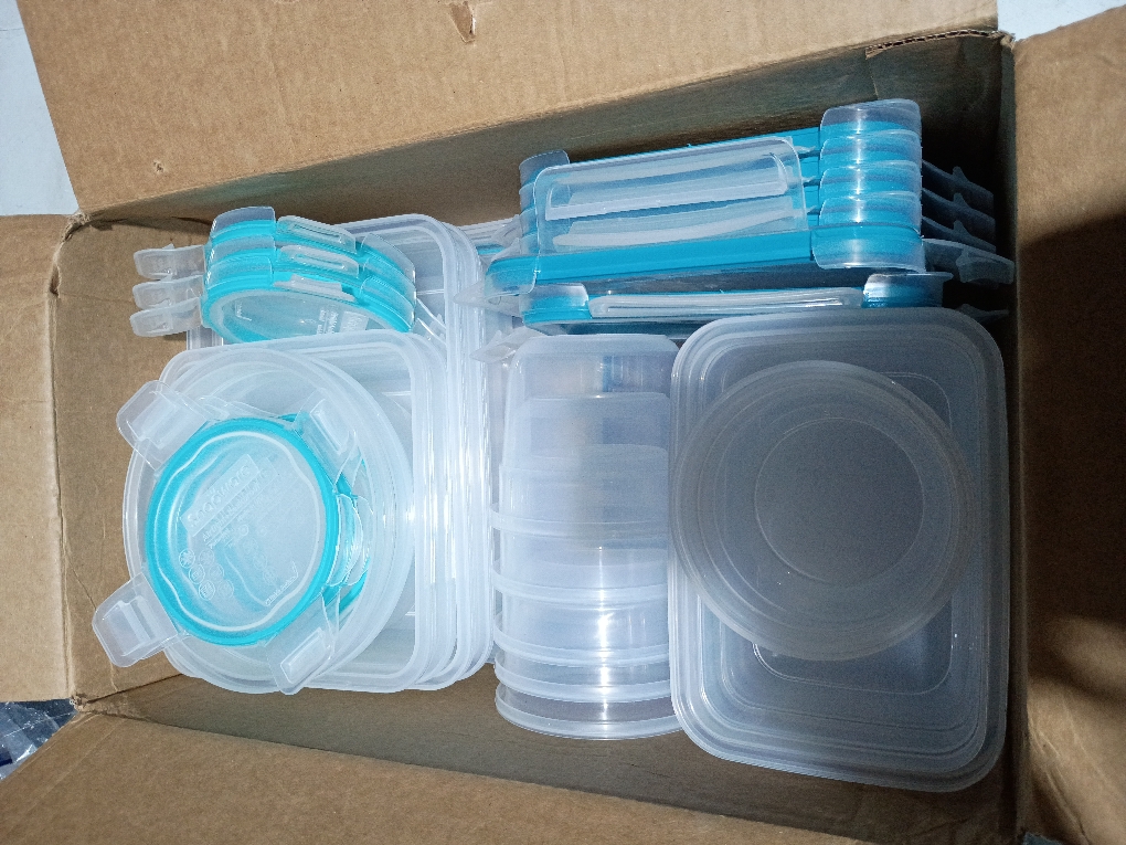 Snapware 38 Pieces Food Storage Airtight & Leak Proof Lids BPA Free Plastic