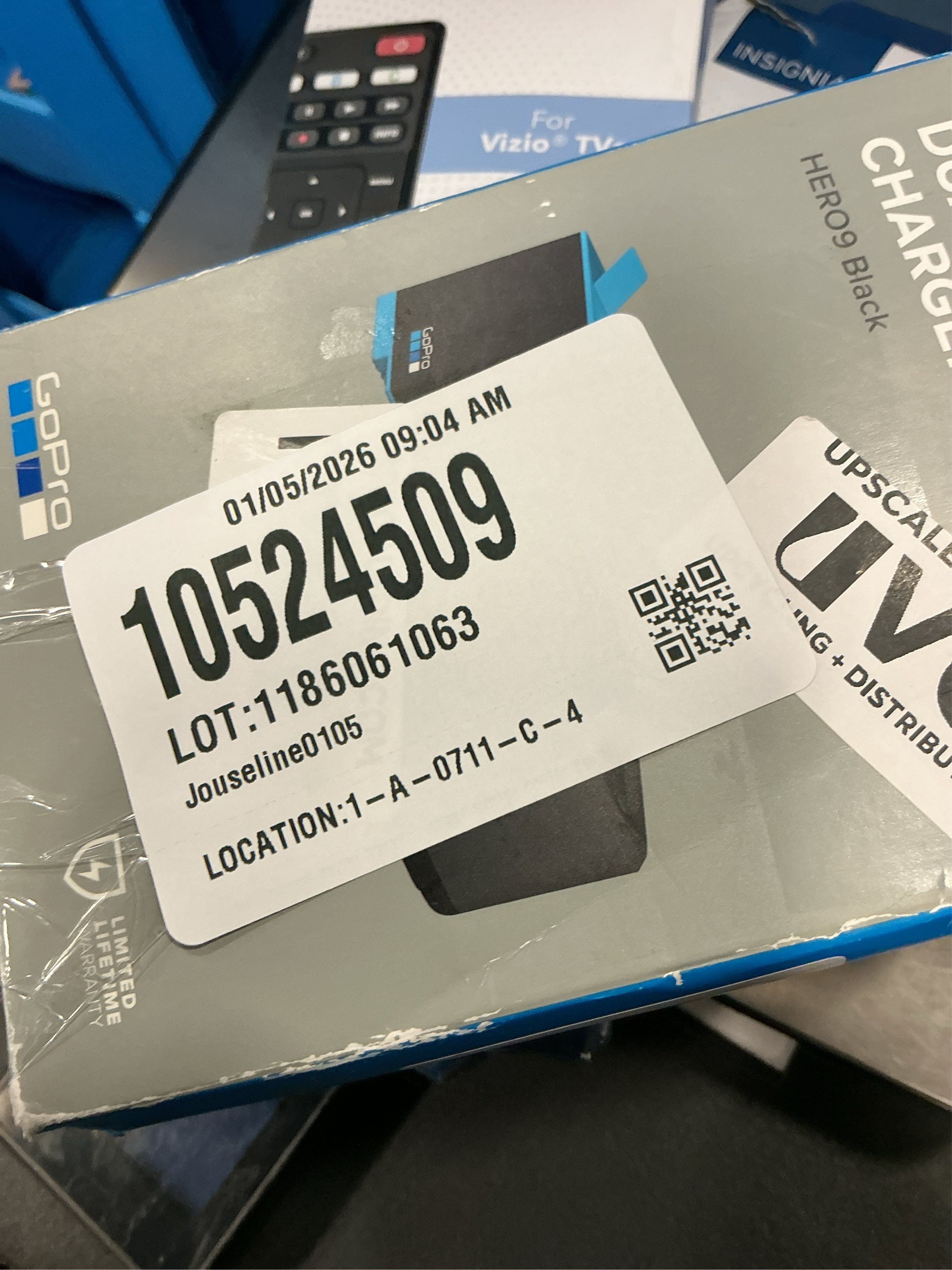 GoPro Dual Battery Charger and Battery for HERO9