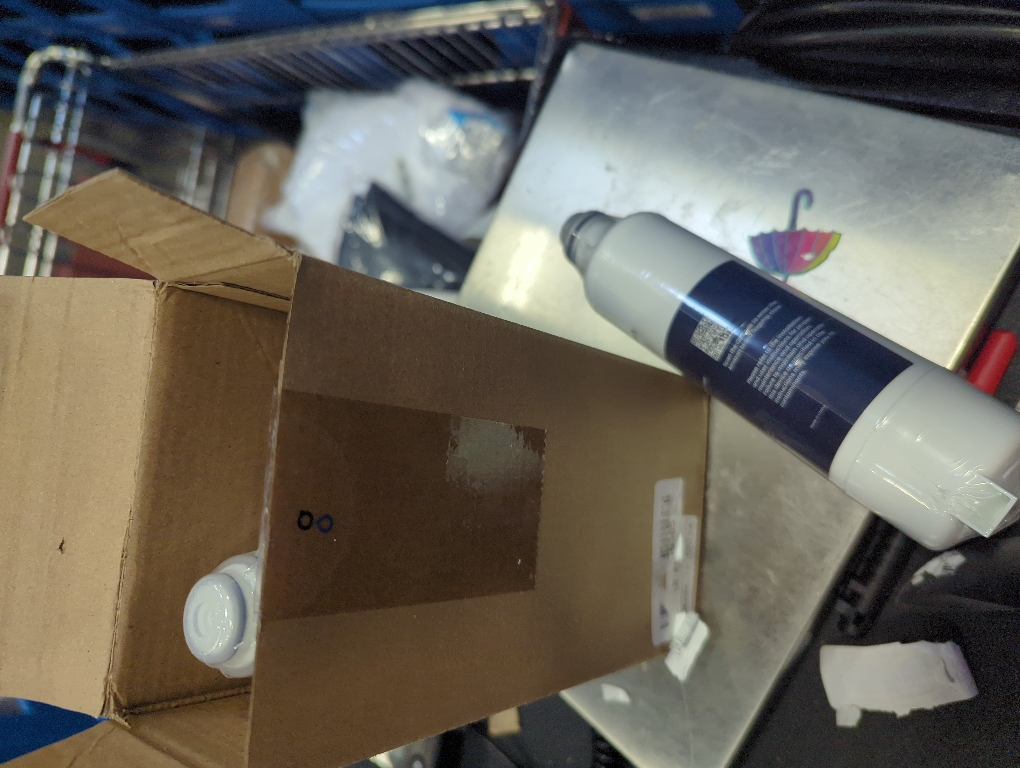 GLACIER FRESH Replacement for Bosch 11025825 Ultra Clarity Pro Refrigerator Water Filter BORPLFTR50, Compatible with KWF 2000, 12028325, 11032531, BORPLFTR50, WFC100MF, B36CT80SNS, B36CL80ENS (2 Pack)