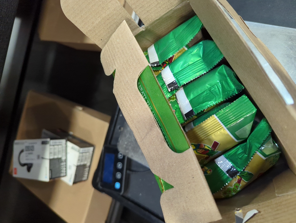 TOTA Herbal Holi Colour Giftbox | Certified Non-Toxic Chemical Free Natural Colors – 500 gm |Pack of 5 Neon Color Holi Gulal - Pink, Orange, Green, Light Green, Light Pink