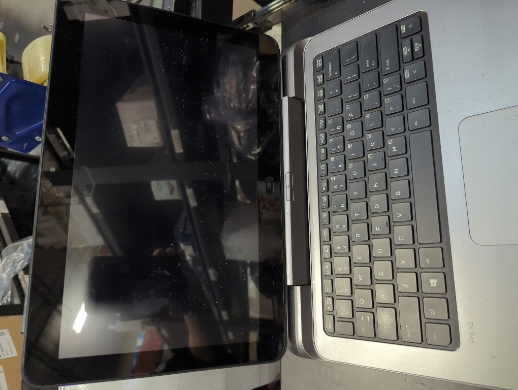 HP Pro x2 612 G1 With Charger