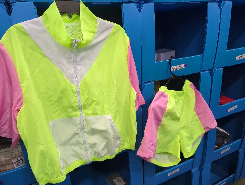 Size L Yisfri Women's Color Block Windbreaker 2 Piece Outfits Short Sleeve Zip Front Elastic Waist Tracksuit Set