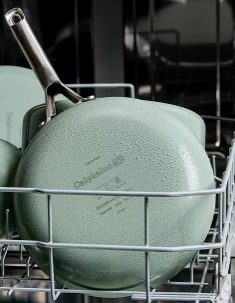 Calphalon 3qt pan with lid NEEDS CLEANING