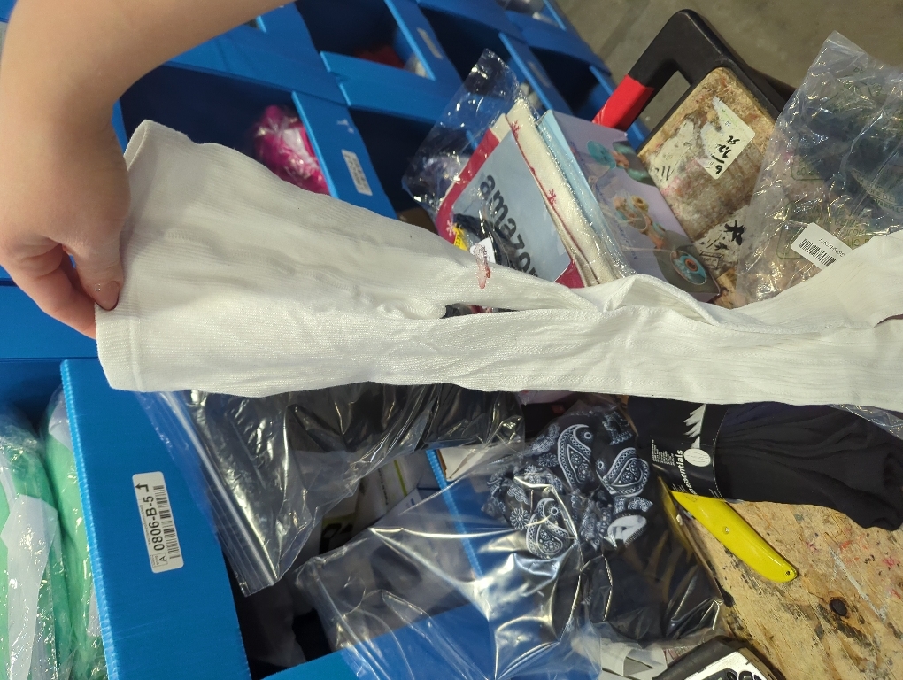 Three-color pantyhose for girls aged 2 to 3 years