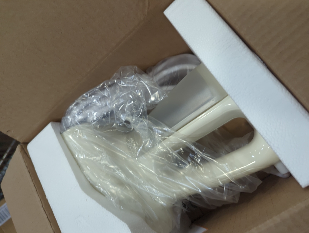 Bear Steamer for Clothes, Handheld Clothes Steamer,1300W Strong Power Garment Steamer with 230ml Tank,Fast Heat-up, Auto-Off, Steam Iron Fabric Wrinkle Remover with Brush for Home and Travel