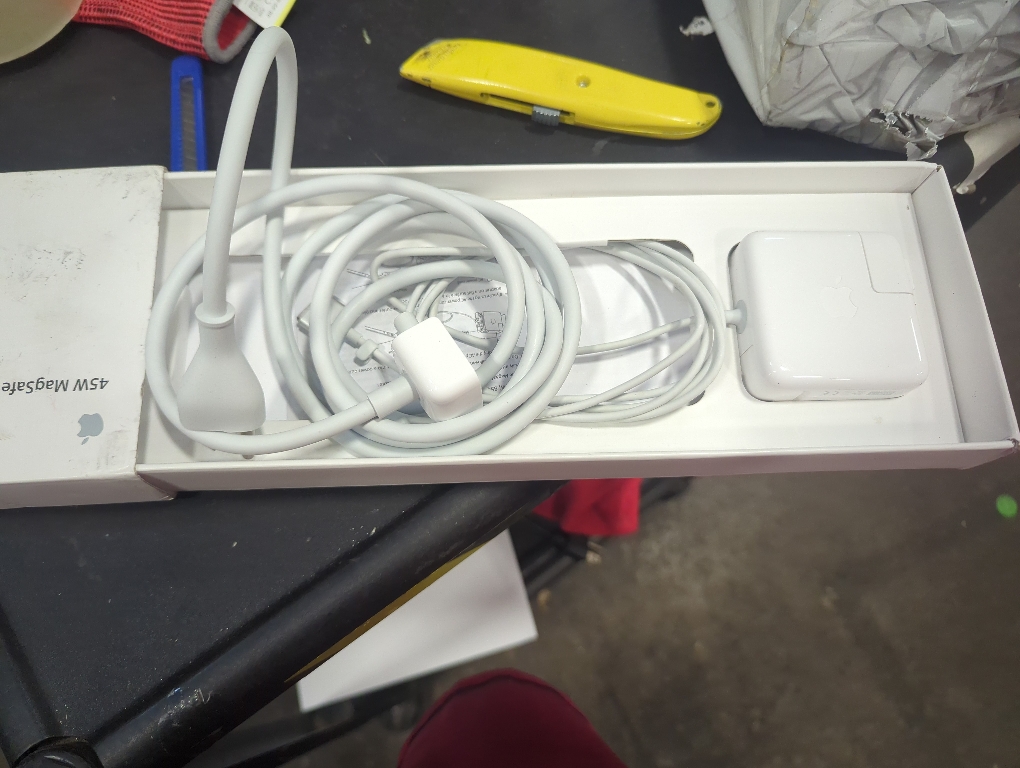 Apple 45W MagSafe 2 Power Adapter for MacBook Air