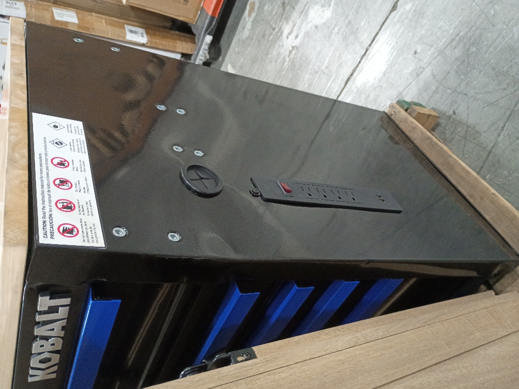 9-Drawer Mobile Workstation  1200-lbs (It has dents and some drawers don't open, see the pictures)